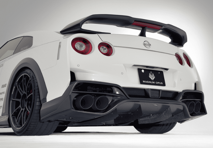 Varis Rear Bumper Ver 2 Optional Vertical Fins - R35 GTR - Image 2