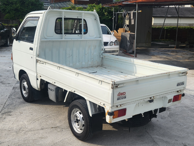 Daihatsu Hijet S81P 4WD MT4 1988 - Image 4