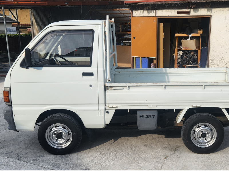 Daihatsu Hijet S81P 4WD MT4 1988 - Image 3