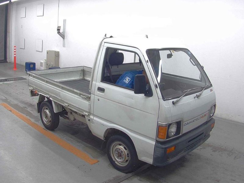 Daihatsu Hijet S81P 4WD MT4 1986 - Image 3